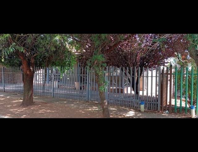 3 BEDROOM HOUSE FOR SALE IN SPRINGS
